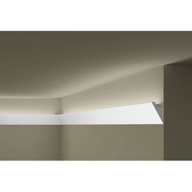 Moldura IL4 36 mm 6x200 cm