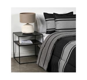 Plumón Yarn negro 2 plazas