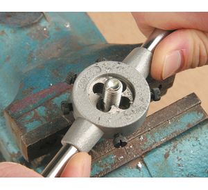 Terraja rosca m10 HSS