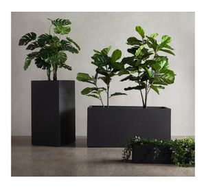 Macetero Patagonia medio negro 37x37.5x79 cm