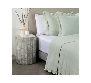 Quilt Liso Ruffle sage Súper King