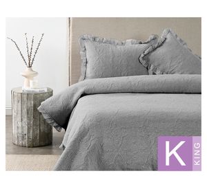 Quilt Liso Ruffle gris King