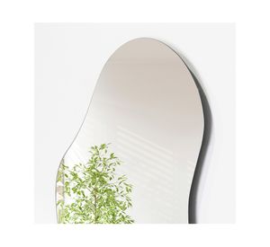 Espejo irregular Belaterra 84x54 cm