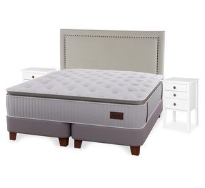 Cama europea Heritage king base dividida + respaldo Tachas + velador Roma