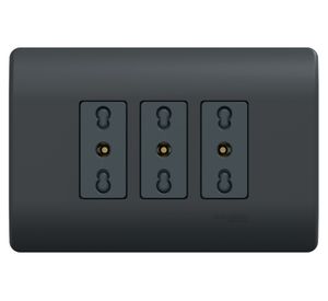 Placa Genesis armada con toma corriente triple 10/16A 2P+T black