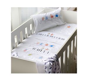 Juego sábanas cuna pack y play 200 hilos Músicos blanco