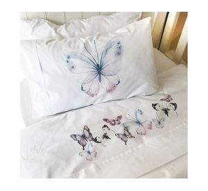 Juego sábanas cuna 200 hilos Mariposas rosadas diseño