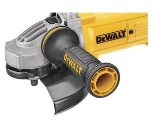 Esmeril angular 7'' 2700W DWE4577 Dewalt.